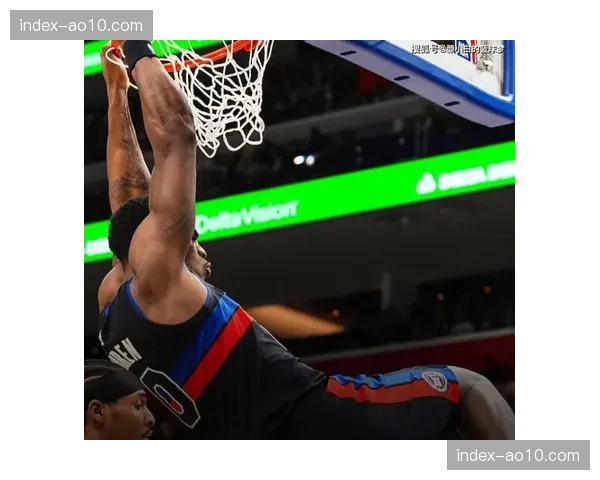 坎宁安33分9篮板7助攻 活塞核心状态引领崛起 坎宁安33分9篮板7助攻 活塞核心状态引领崛起