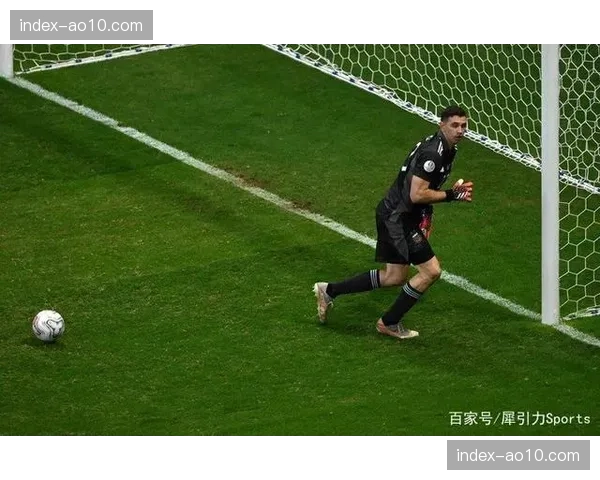 阿根廷门将位置无悬念 马丁内斯点球心理战仍是淘汰赛利器